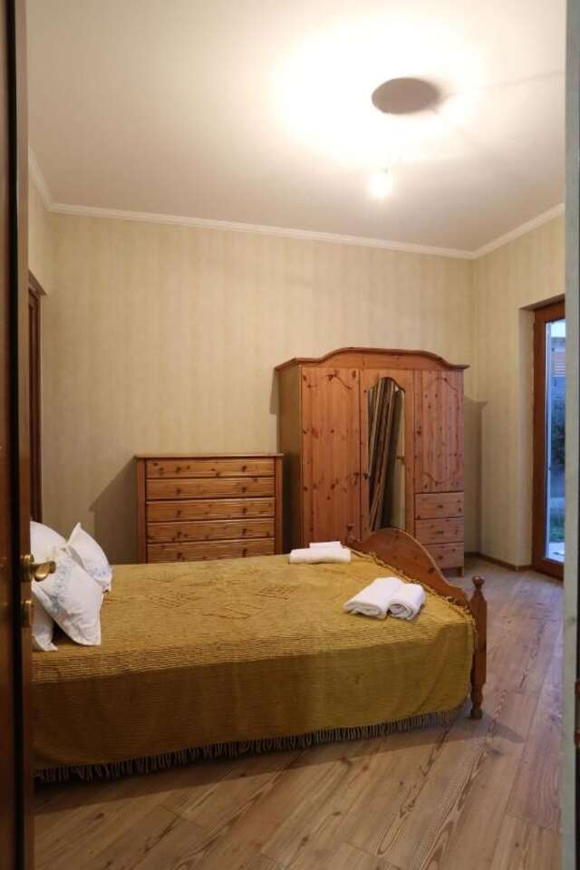 Гостевой дом Pilgrim Tours in Georgia Тбилиси-28